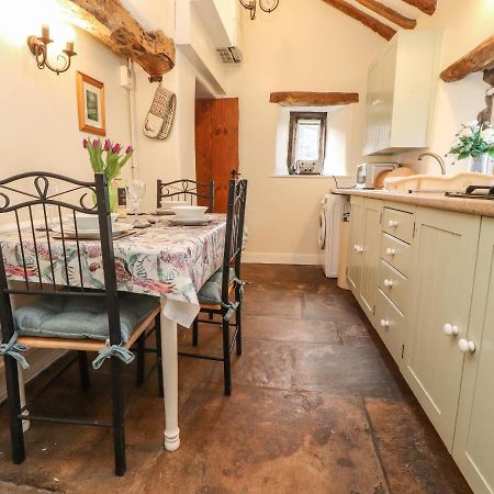 Beehive Cottage Bentham المظهر الخارجي الصورة