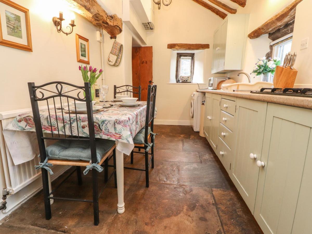 Beehive Cottage Bentham المظهر الخارجي الصورة